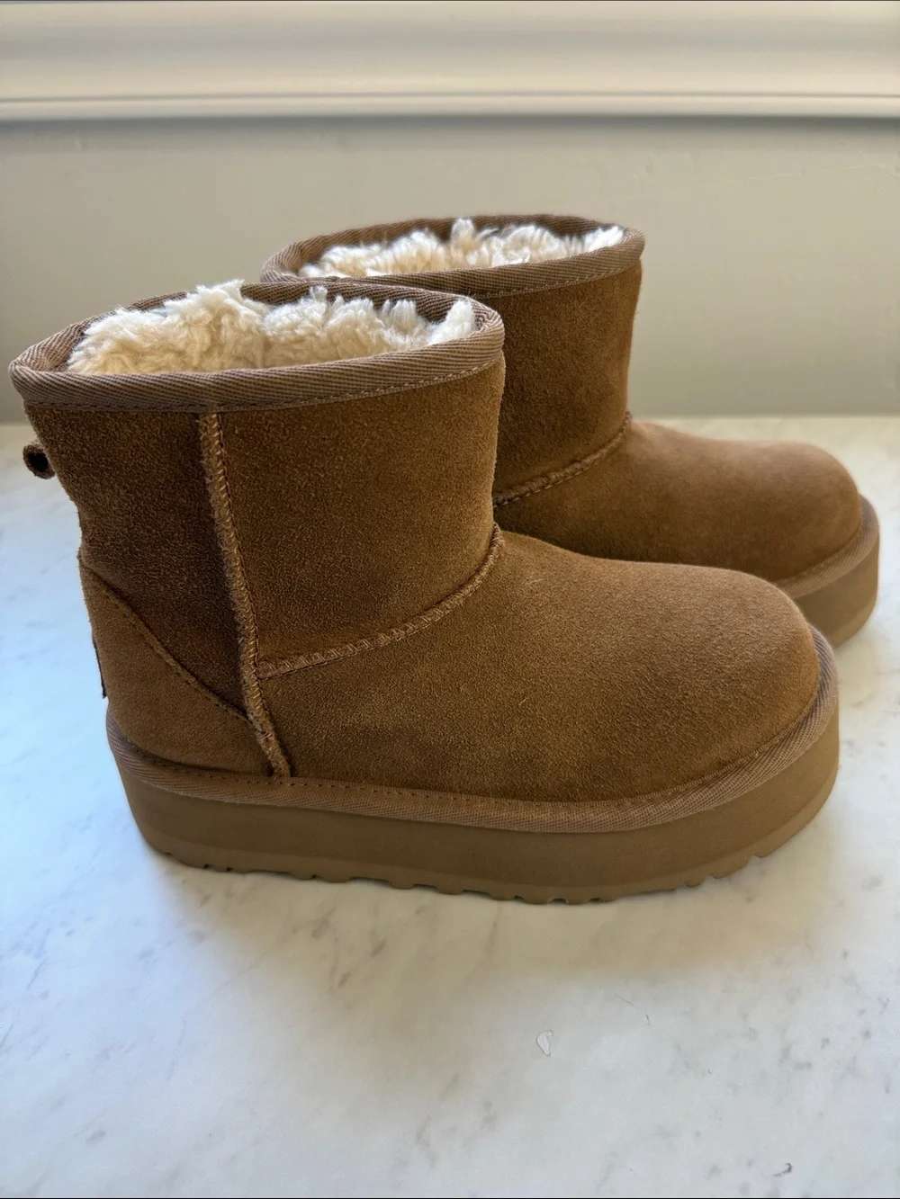 UGG Kids Chestnut Brown Suede Platform Boots - Size 13